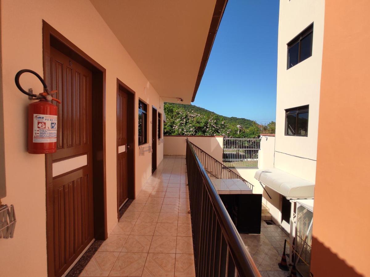 Residencial Medeiros Apartment กวาร์ดาโดเอมบาอู ภายนอก รูปภาพ