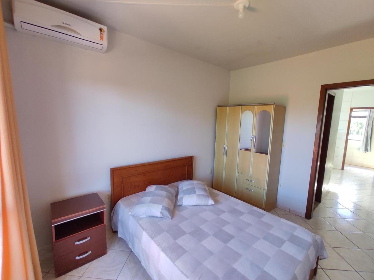 Residencial Medeiros Apartment กวาร์ดาโดเอมบาอู ภายนอก รูปภาพ