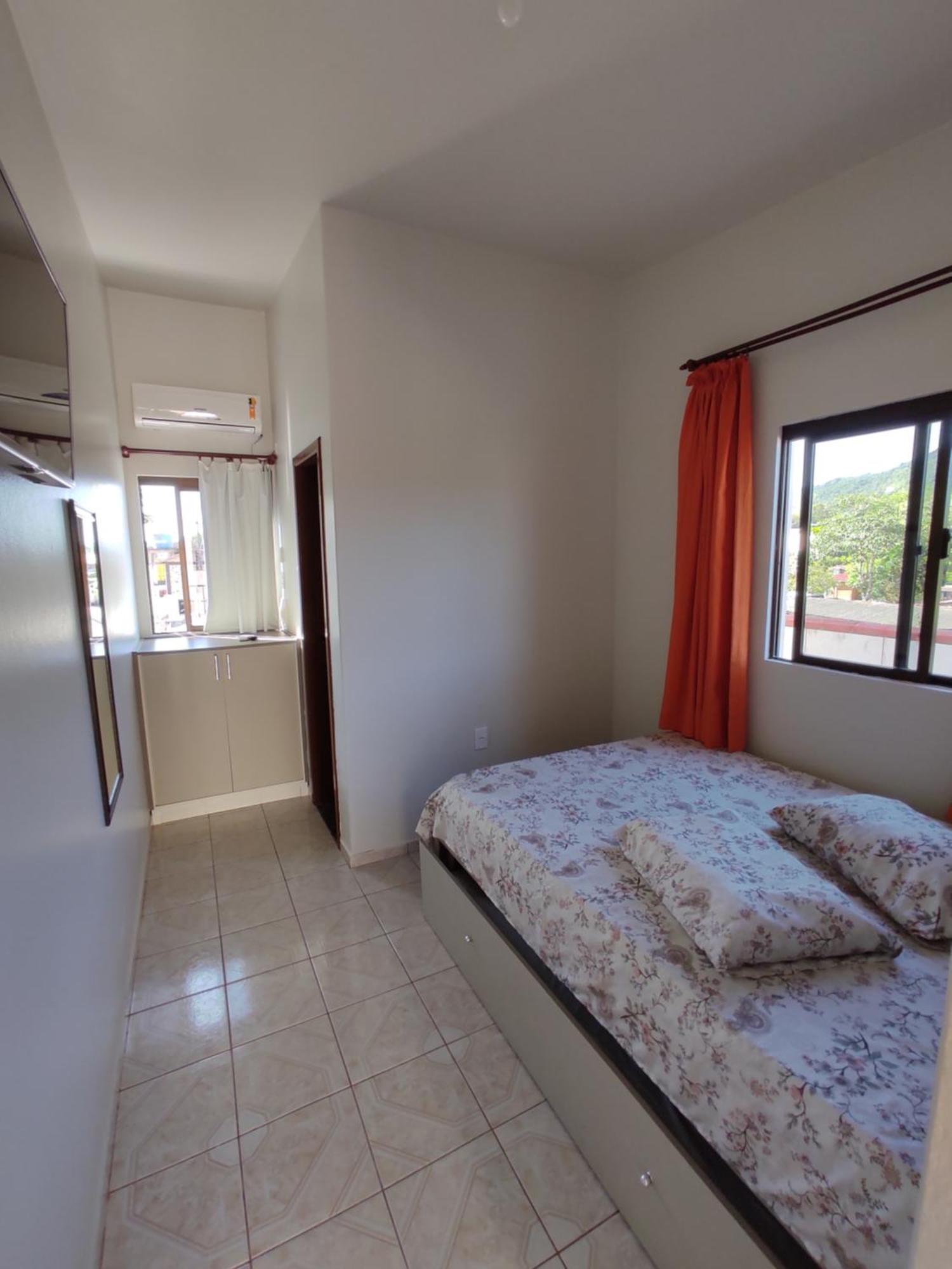 Residencial Medeiros Apartment กวาร์ดาโดเอมบาอู ห้อง รูปภาพ